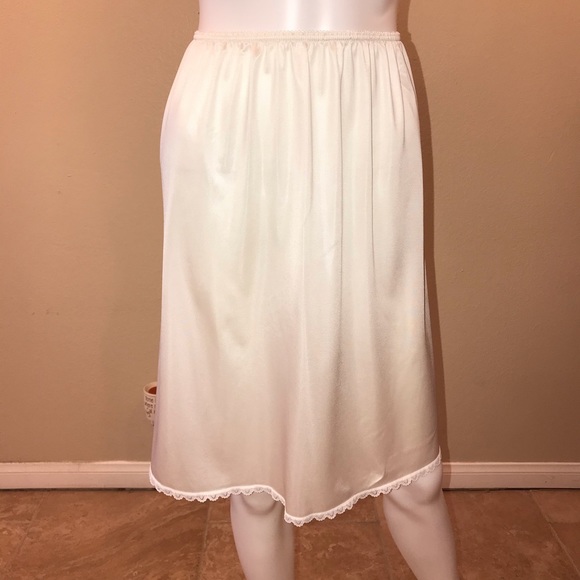 jcpenney Intimates & Sleepwear Jc Penney Ivory Half Slip Lace Trim